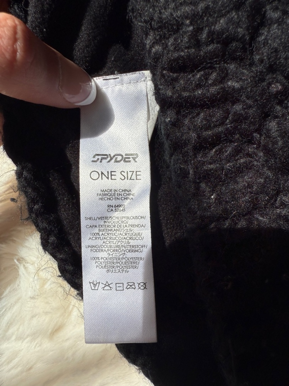 Black Knit Pom Beanie Spyder Ski Hat Cozy Aspen Chic Winter Hat - Picture 3 of 6